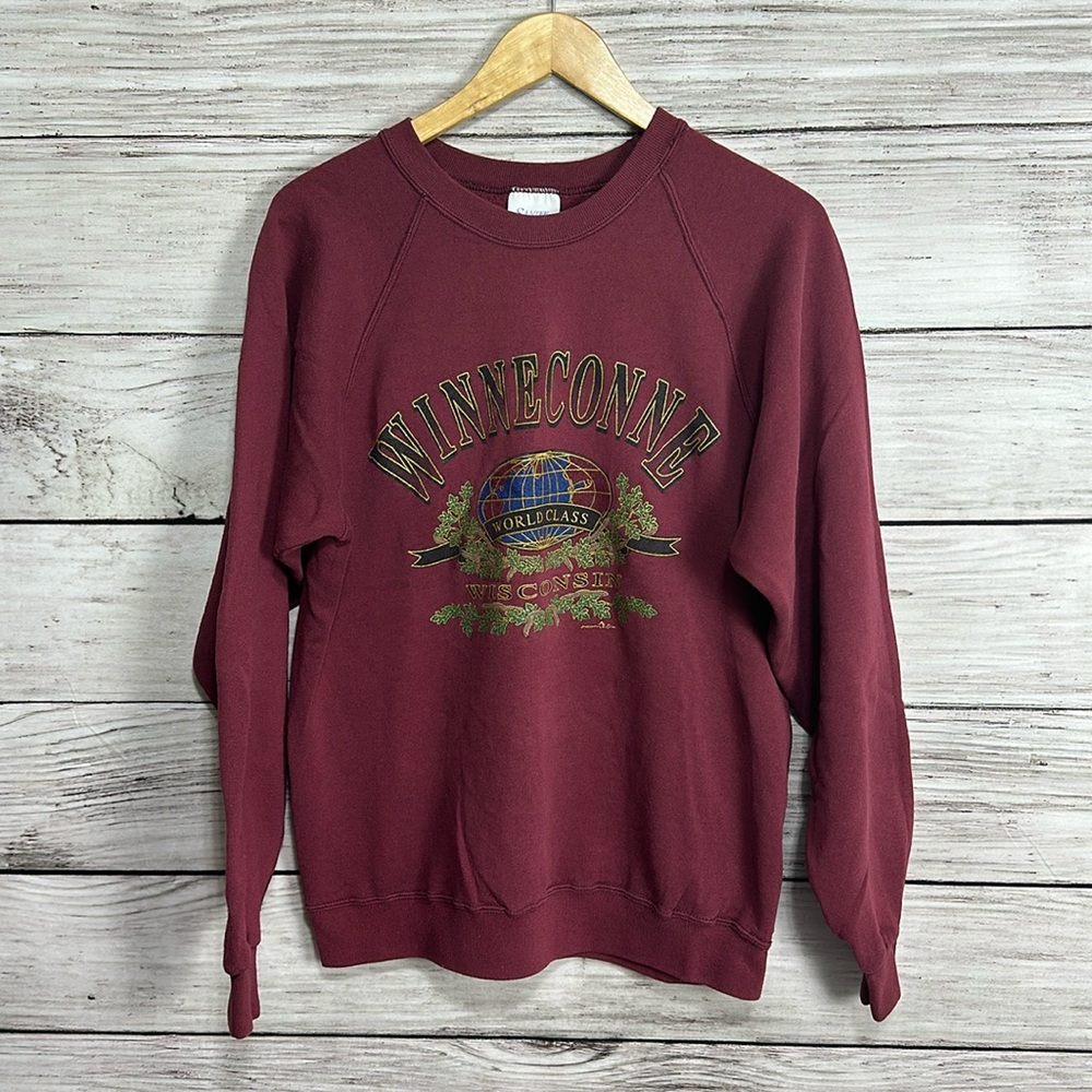 Vintage Winneconne Wisconsin World Class Santee Sweats Pullover Crew Sweater L